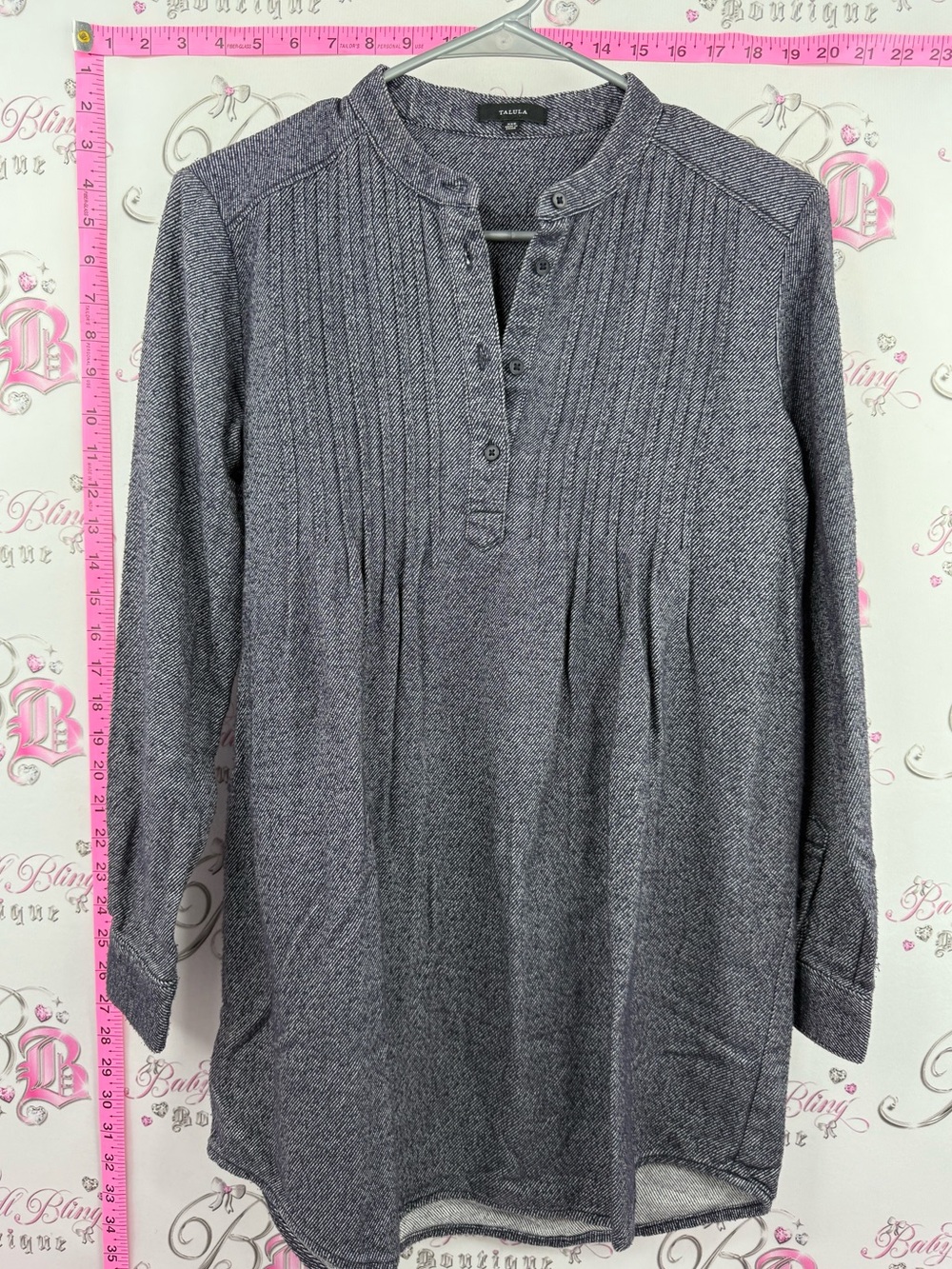 Talula aritzia blouse shirt Heathered Gray Pintuck Henley Tunic